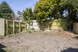 Photo 16- click for photo gallery